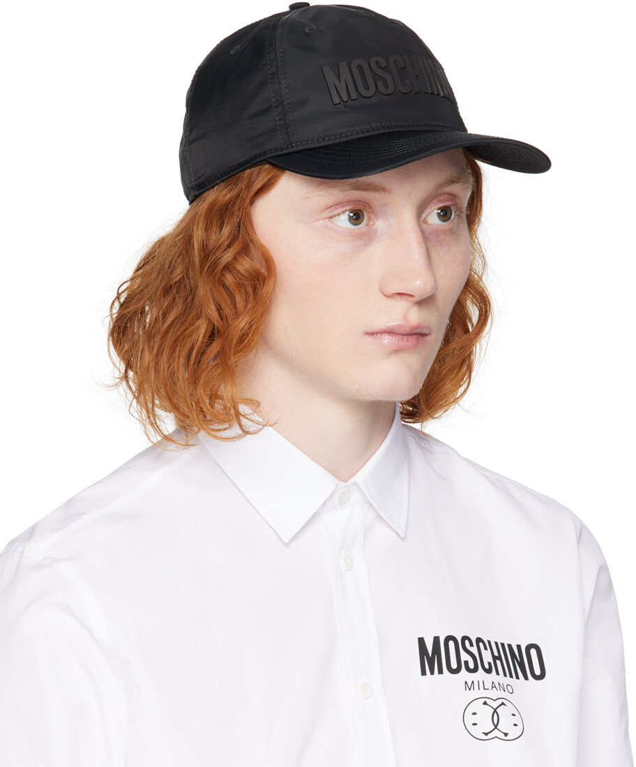 

Кепка с логотипом Moschino