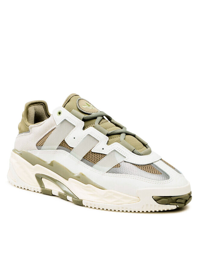 

Кроссовки Adidas, белый