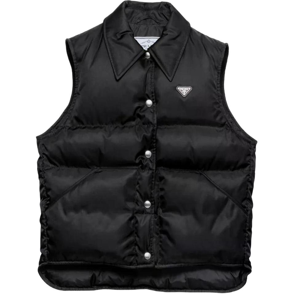 

С застежкой на кнопку Утепленная жилетка PRADA, черный