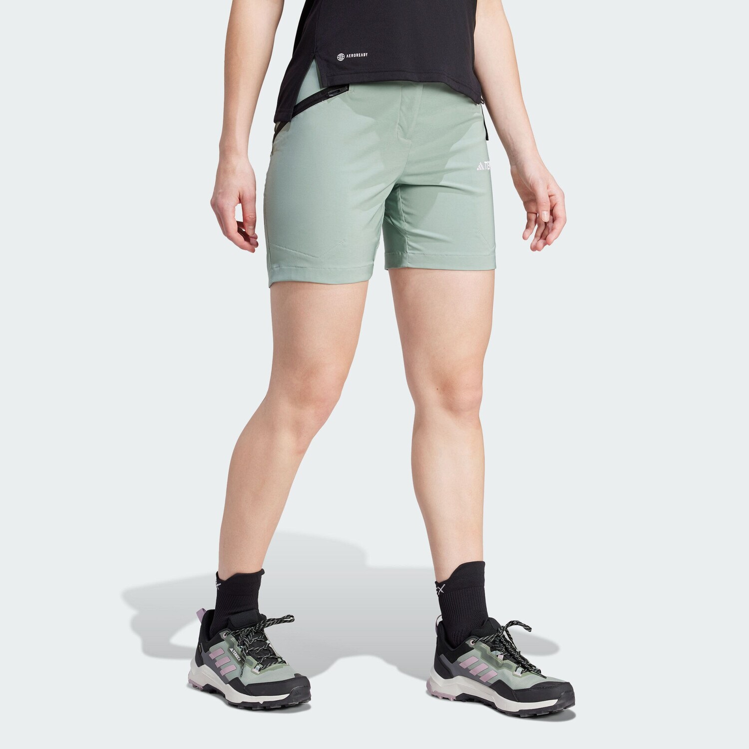 Terrex повседневные шорты женские пыльно-зеленые Adidas — фото 4