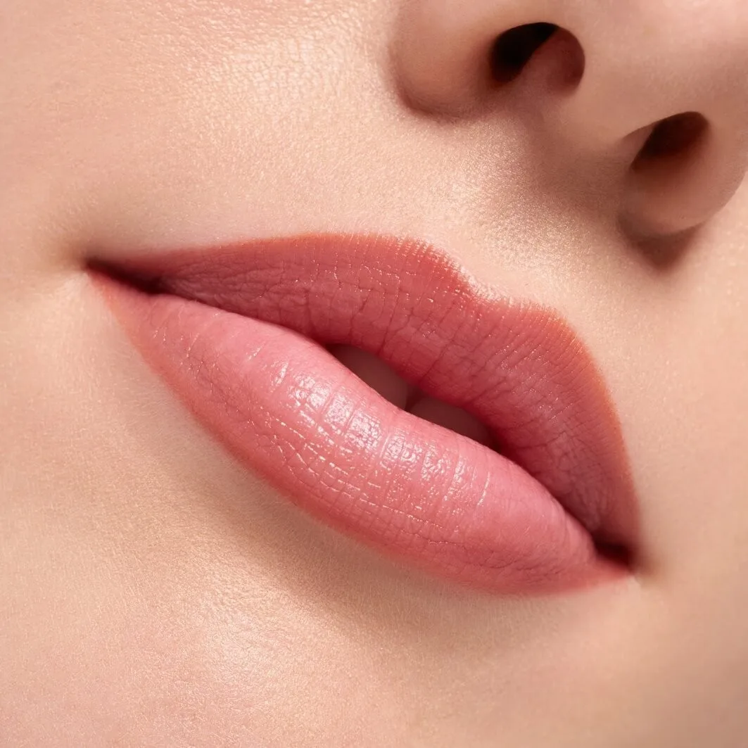 Lipliner pointline soft glide Essence, 01 - like to mauve it, 0,6 гр — фото 4
