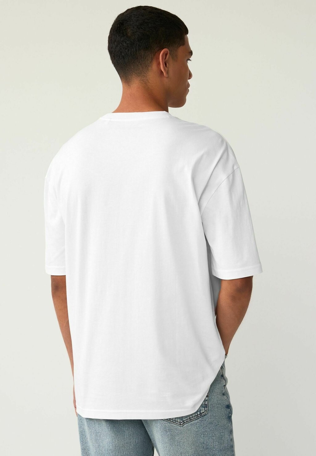 

Базовая футболка 5 PACK RELAXED FIT SHORT SLEEVE CREW NECK Next, белый
