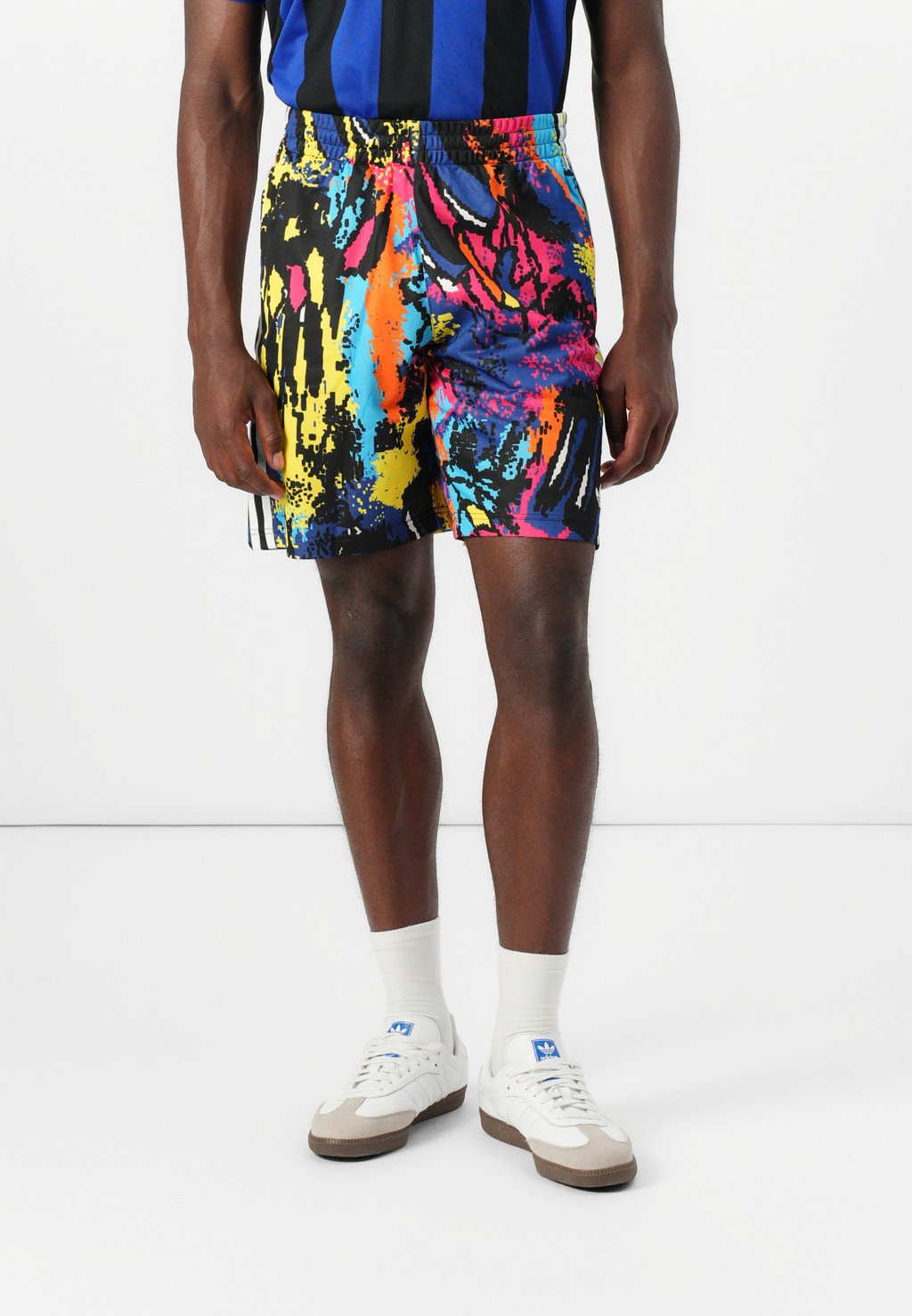 

Шорты ARCHIVE Adidas Originals, мультиколор