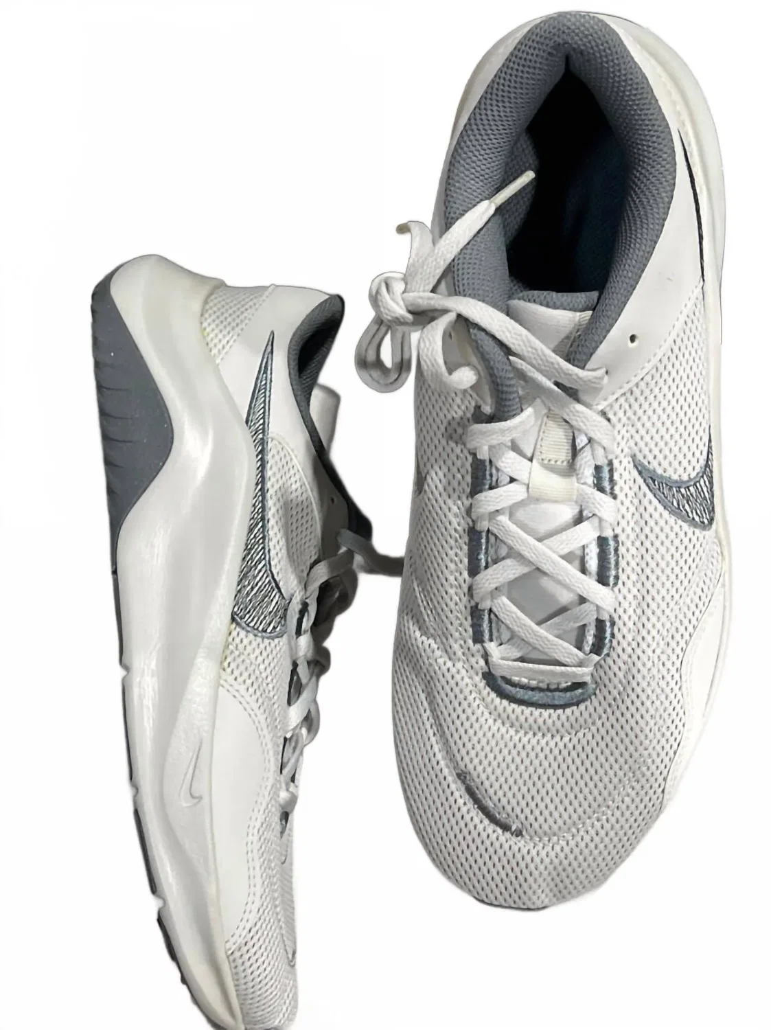 Nike Мужские кроссовки Legend Essential 3 в цвете Photon Dust Anthracite Cool Grey — фото 3