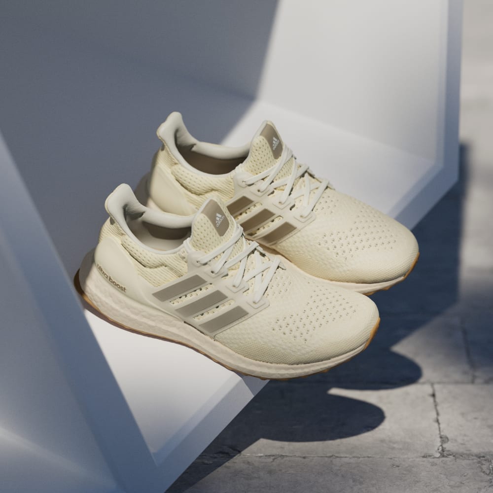 Кроссовки Adidas ULTRABOOST 1.0 SHOES, цвет Off White/Cyber Metallic/Warm Vanilla — фото 4