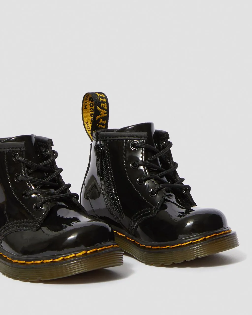 Лакированные ботинки Dr. Martens Infant 1460 на шнуровке, Patent Leather, Black — фото 4