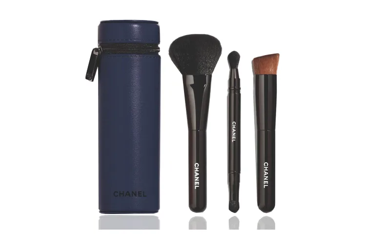 Кисти для макияжа Limited Makeup Accessories, мягкие, портативные CHANEL, 127 FUGUEUSE