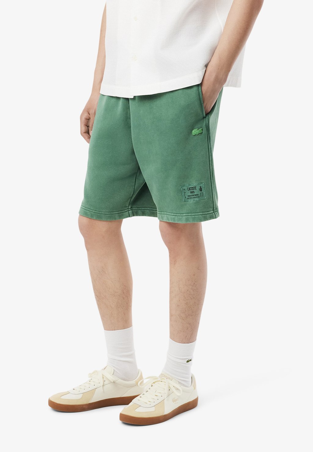 

Шорты Tracksuit bottoms Lacoste, зеленый
