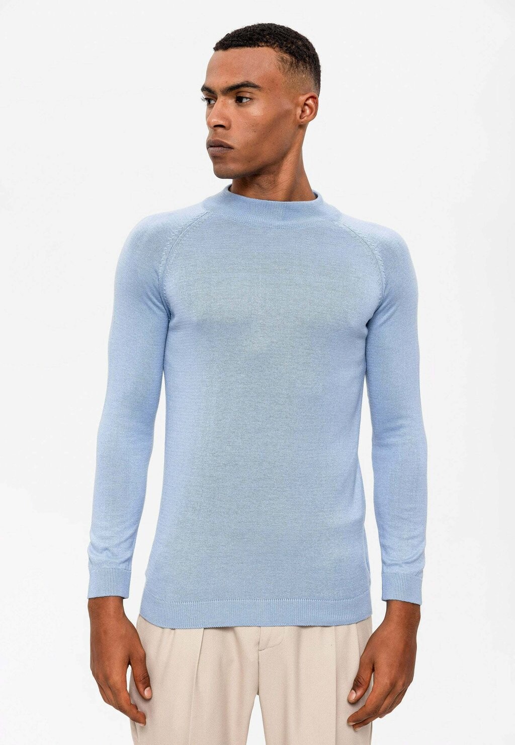 

Свитер Mock Turtleneck Antioch, цвет baby blue