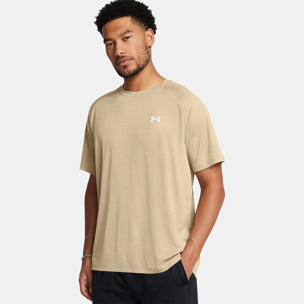 

Футболка Under Armour Tech Textured, бежевый