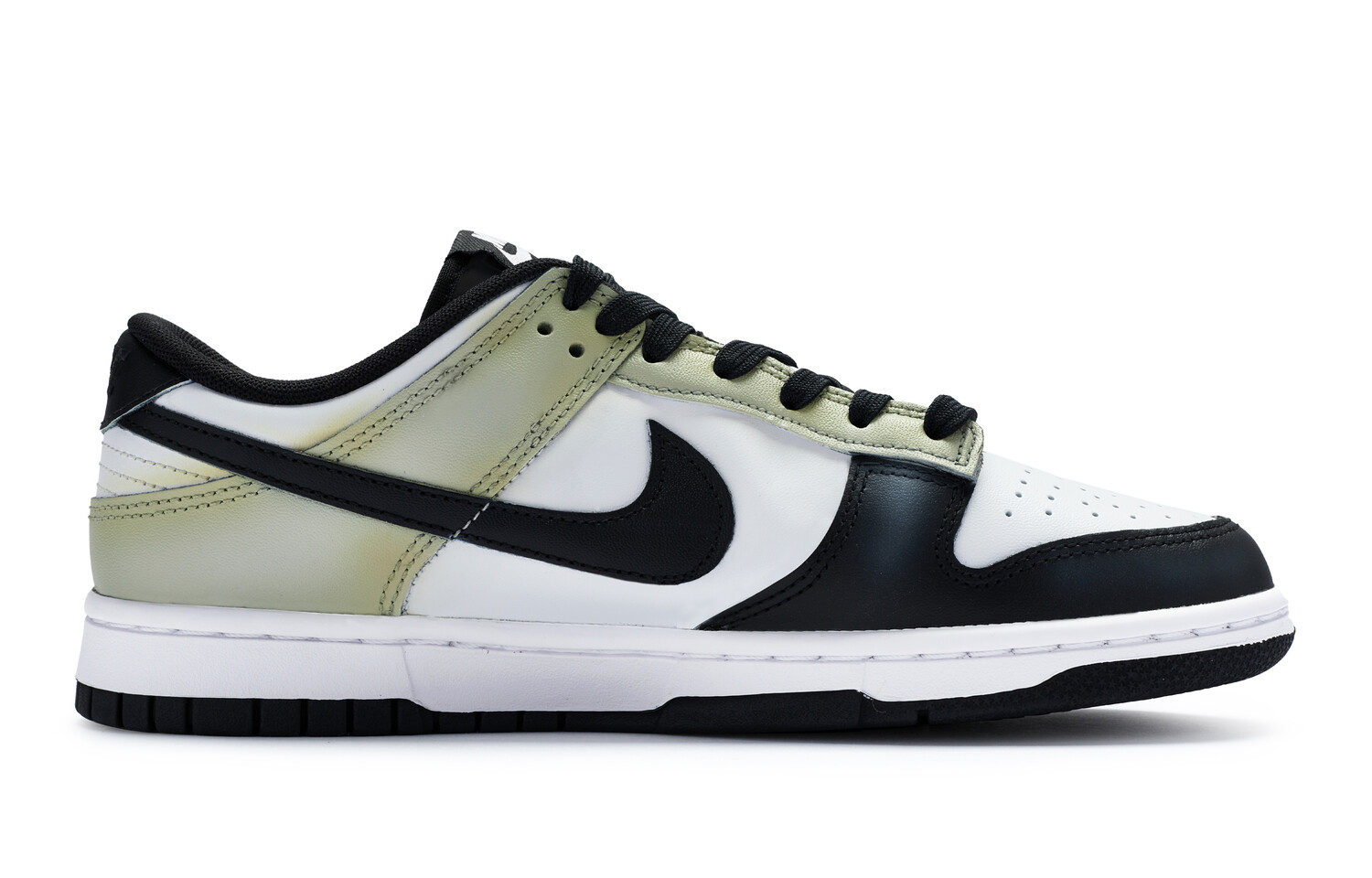 Кроссовки Nike Dunk Skateboard Shoes Women's Low-Top White Brown