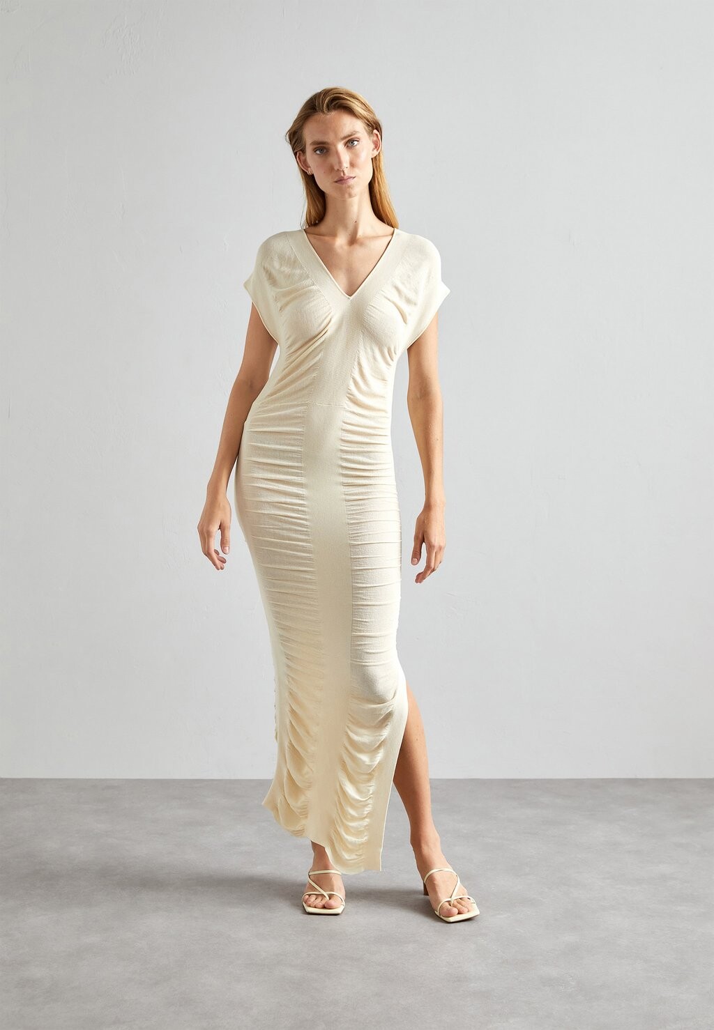 

Трикотажное платье Exclusive Delima By Malene Birger, цвет pearl