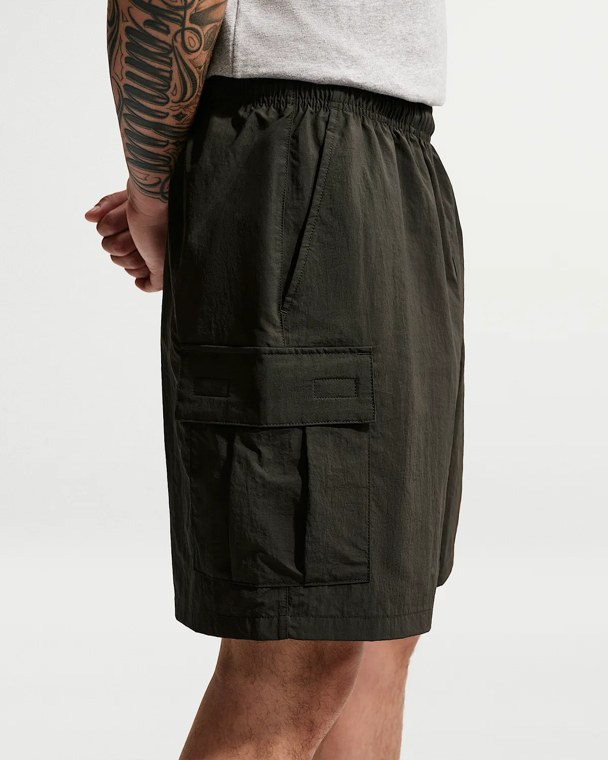 Мужские утилитарные шорты Nike Sportswear Club, Sequoia/White — фото 3