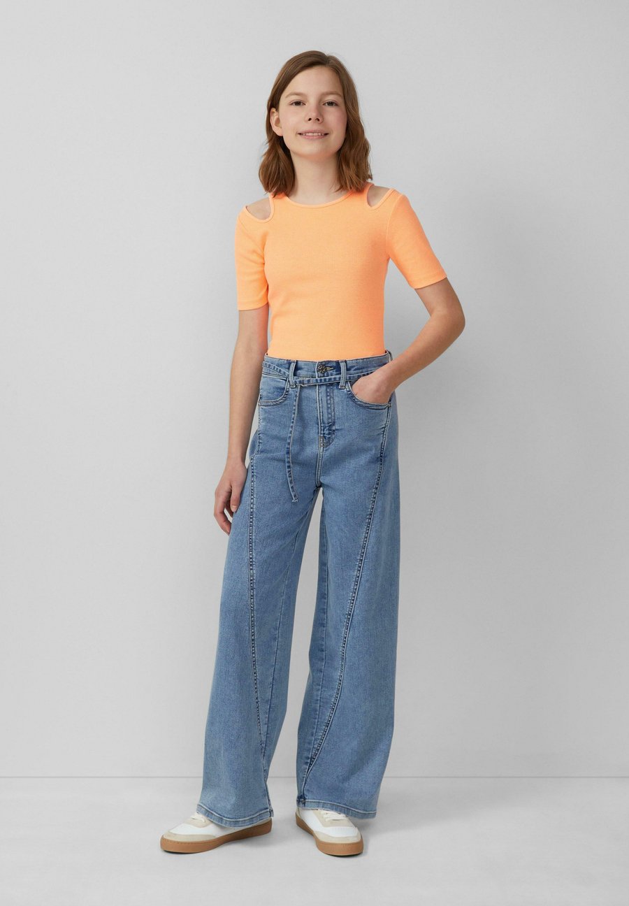 

Футболка s.Oliver IM SLIM FIT AUS MIT CUT-OUTS, Hellorange/Orange, Оранжевый, Футболка s.Oliver IM SLIM FIT AUS MIT CUT-OUTS, Hellorange/Orange