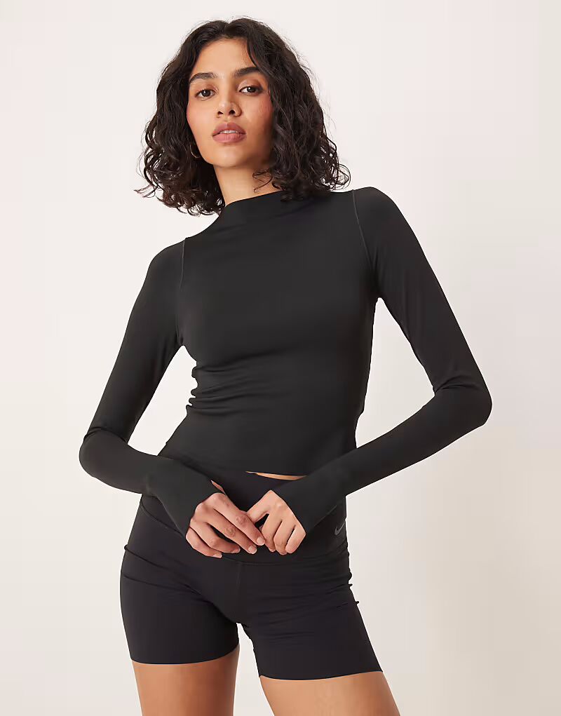 

Мягкий топ с длинными рукавами Nike Training Zenvy Dri-FIT черного цвета