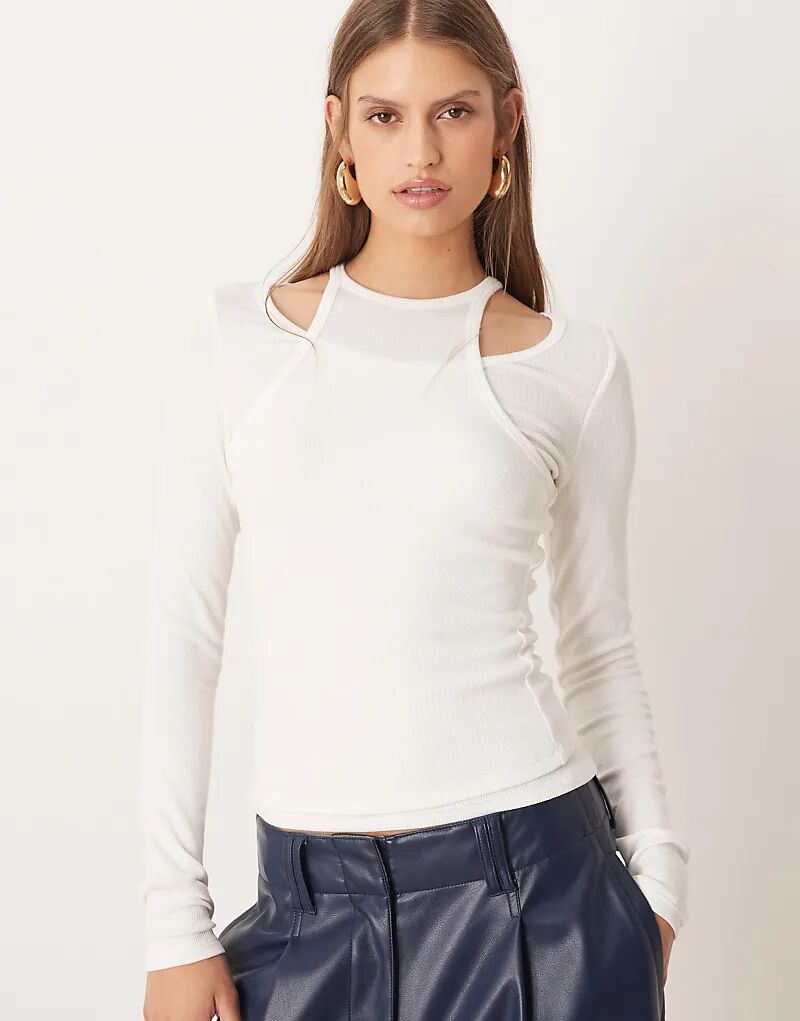 

Белый лонгслив с длинными рукавами и накладным элементом Mango