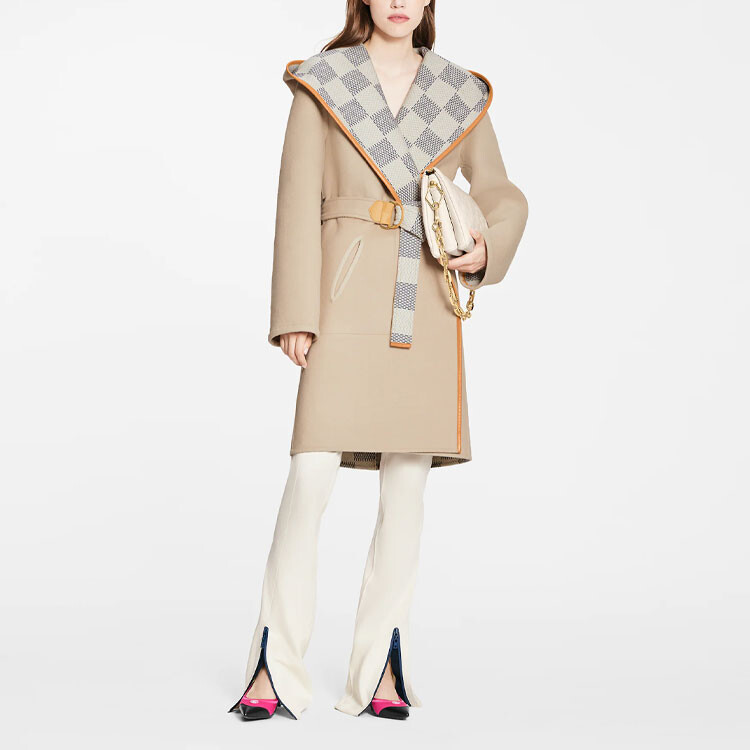 Новые квартальные продукты LV Coat Women's Beige Louis Vuitton — фото 2