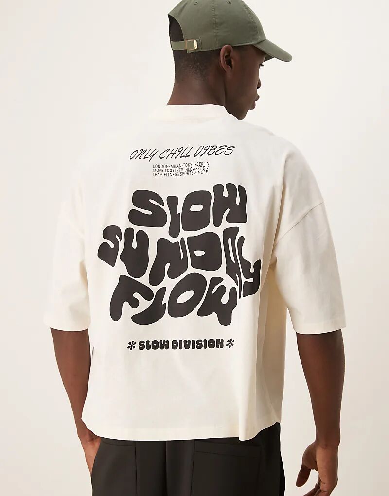 

Футболка ASOS DESIGN свободного кроя с заниженной линией плеч и принтом Slow Sunday в кремово-белом цвете