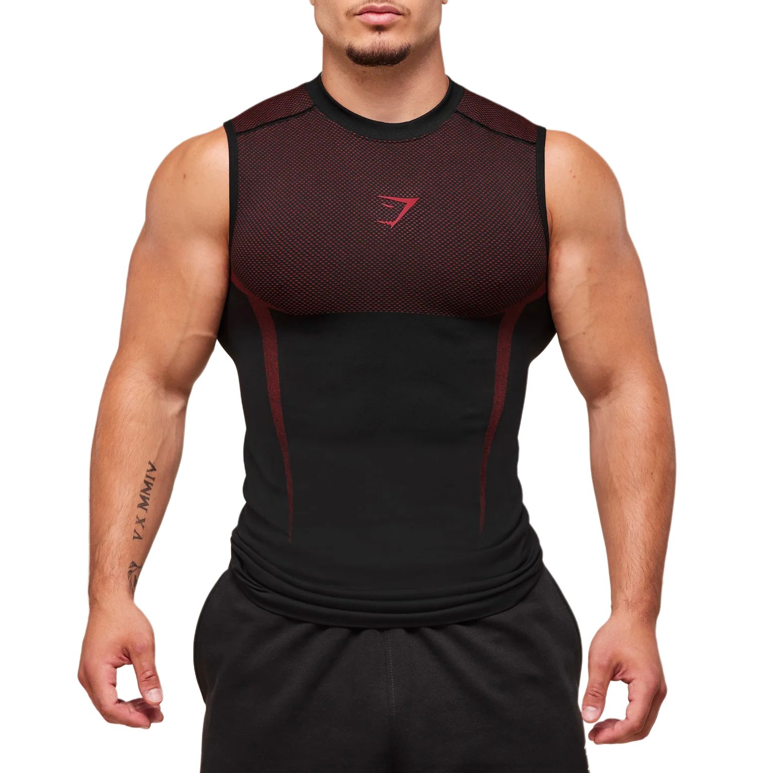 

GYMSHARK Мужская майка-борцовка Black/Carmine с круглым вырезом Moderate Others