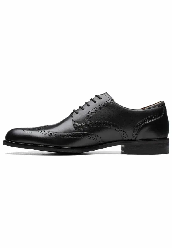 Ботинки Craftarlo limit lace ups Clarks, черная кожа