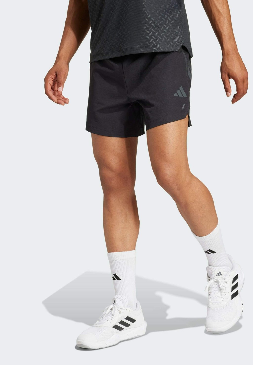 

Спортивные шорты 3-STRIPES adidas Performance, черный