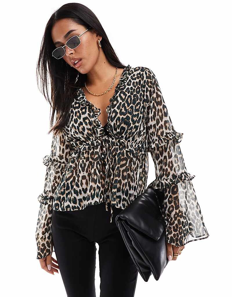 

ASOS DESIGN – шифоновая блузка с леопардовым принтом и оборками