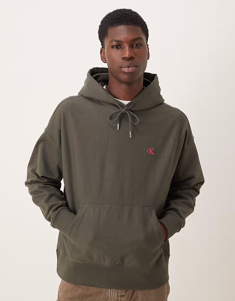 

Толстовка с капюшоном Jeans из махровой ткани премиум-класса с маленьким логотипом темно-зеленого цвета Calvin Klein