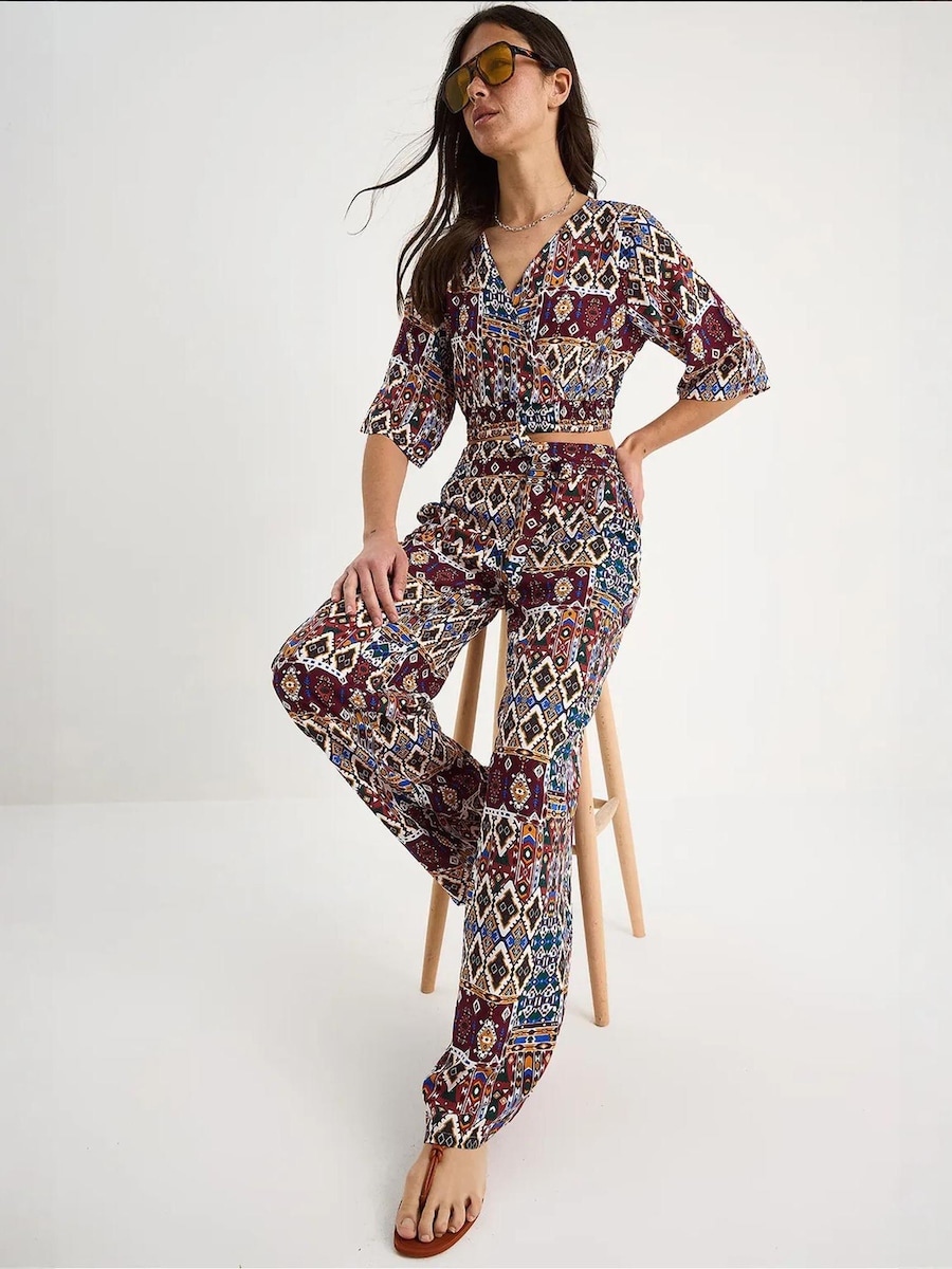 

Брючный костюм Bianco Lucci, бургундия