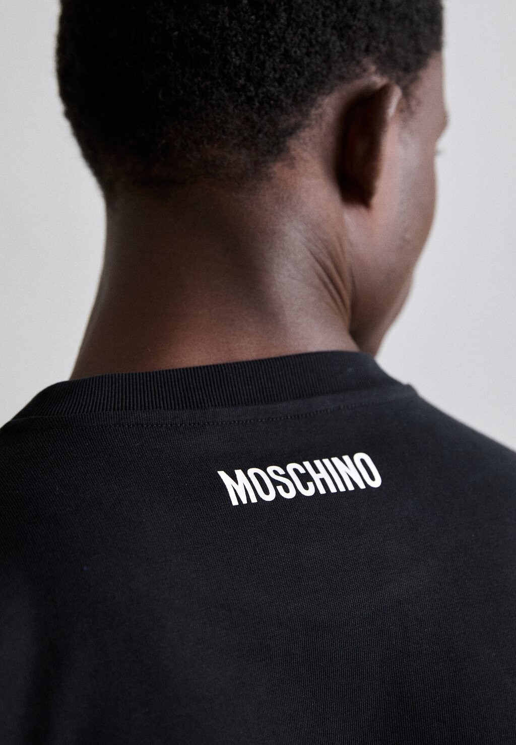 

Рубашка с длинным рукавом MAGLIETTA MOSCHINO, черный