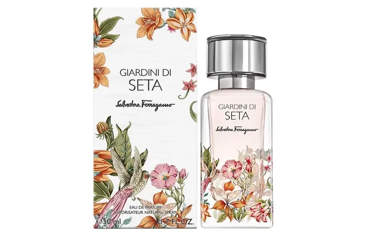 Ferragamo Парфюмерная вода Silk Mirror Mystic Realm Garden с цветочно-фруктовым аккордом вишневый цвет и ветивер 50 мл/100 мл, 50ml — фото 2
