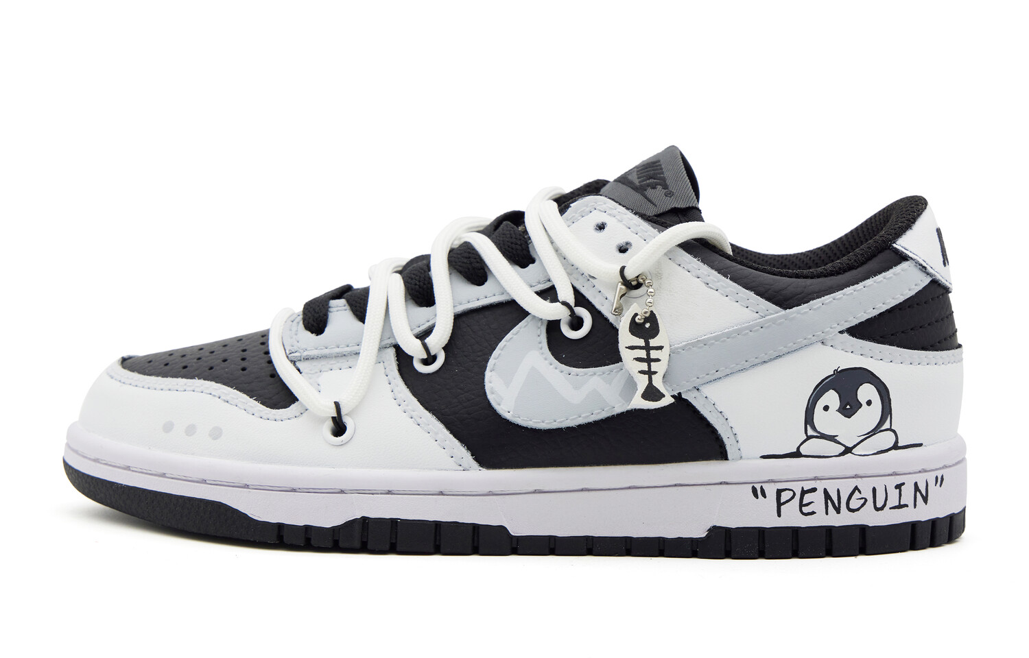 

Кроссовки Nike Dunk Skateboarding Shoes Women's Low-top Black, белый