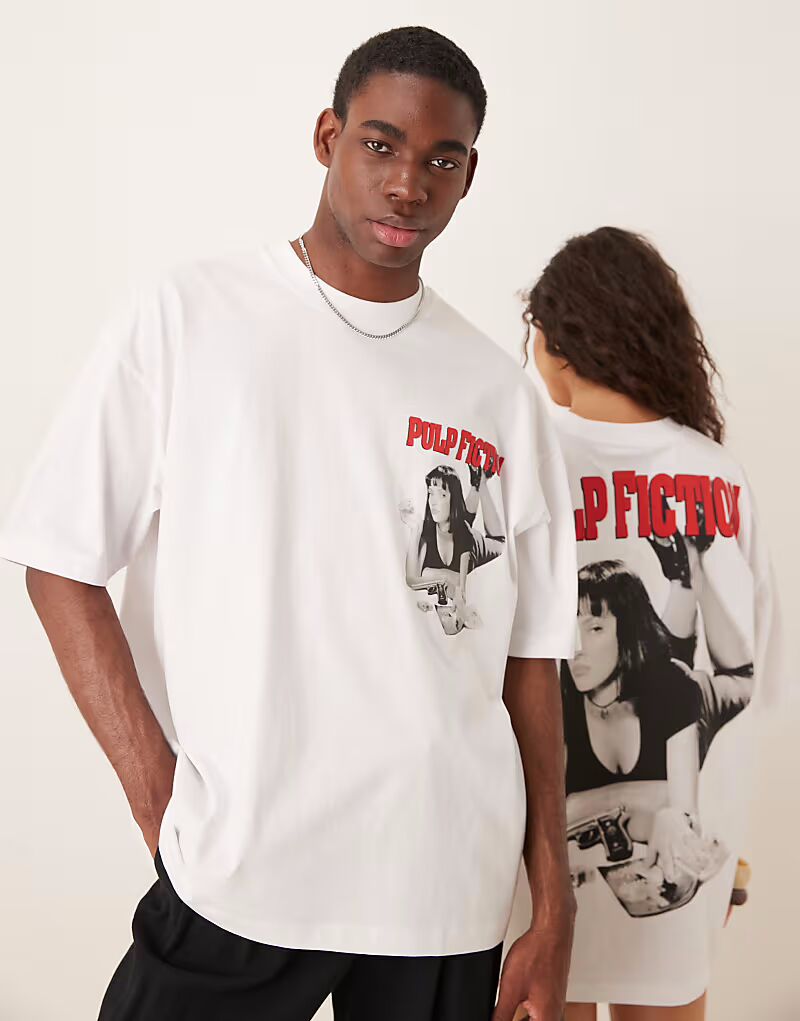 

Футболка унисекс оверсайз белого цвета с принтом «Криминальное чтиво» Asos Design