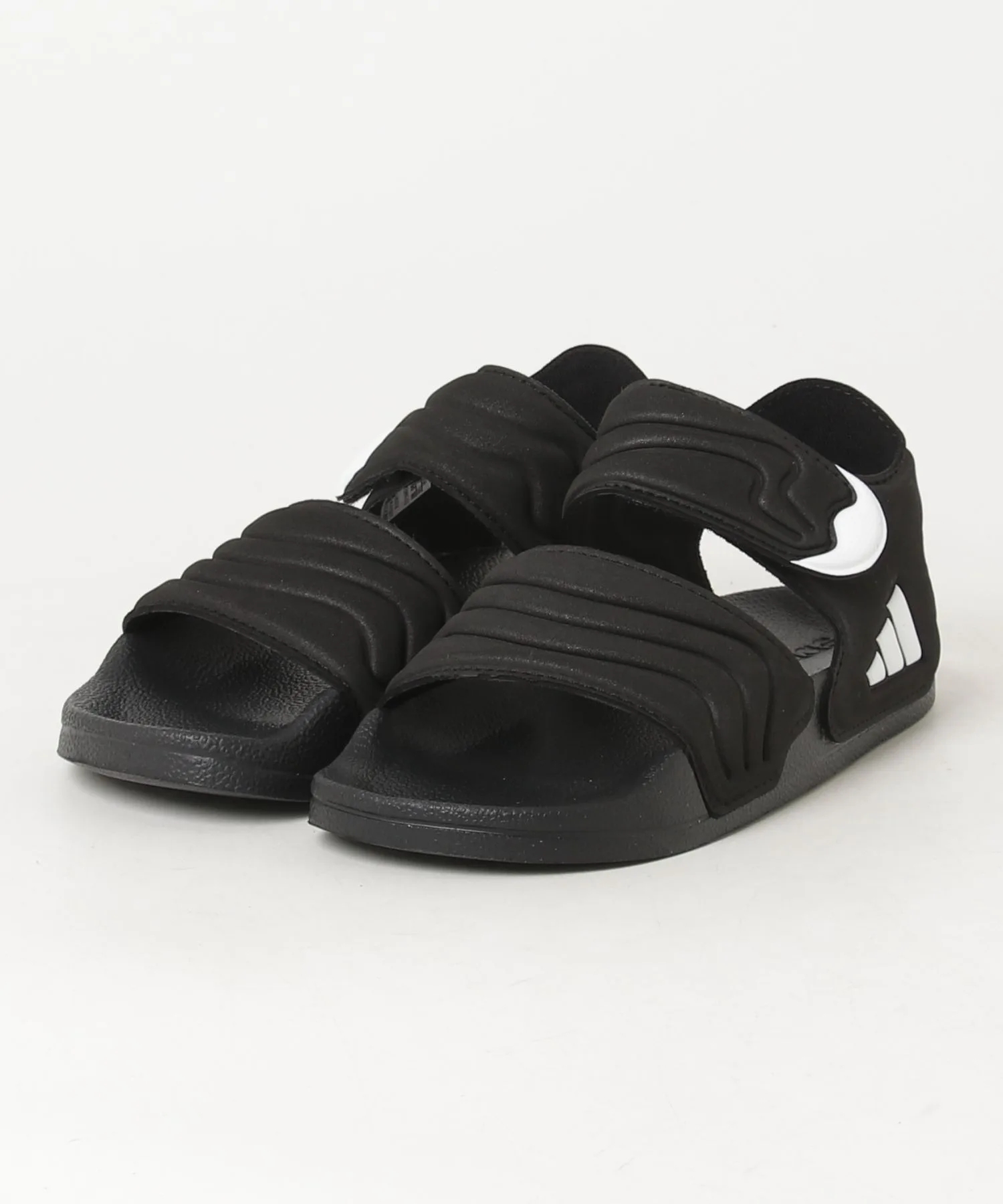 Детские сандалии с быстросохнущими ремнями Adilette 3 adidas чёрные