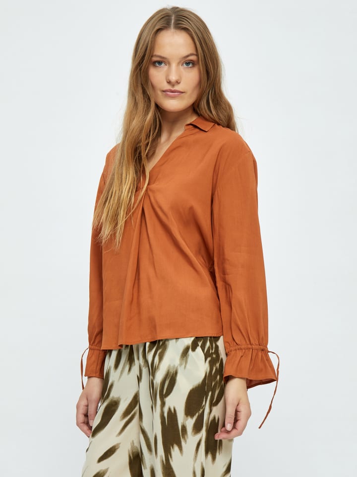 

Блузка DESIRES