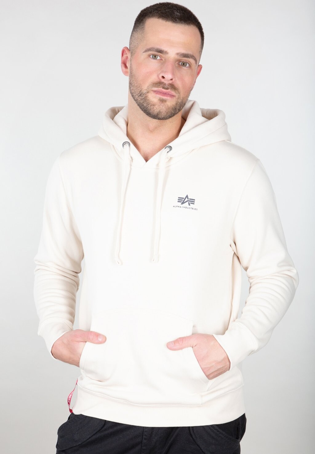 

Толстовка с капюшоном SMALL LOGO Alpha Industries, молочный