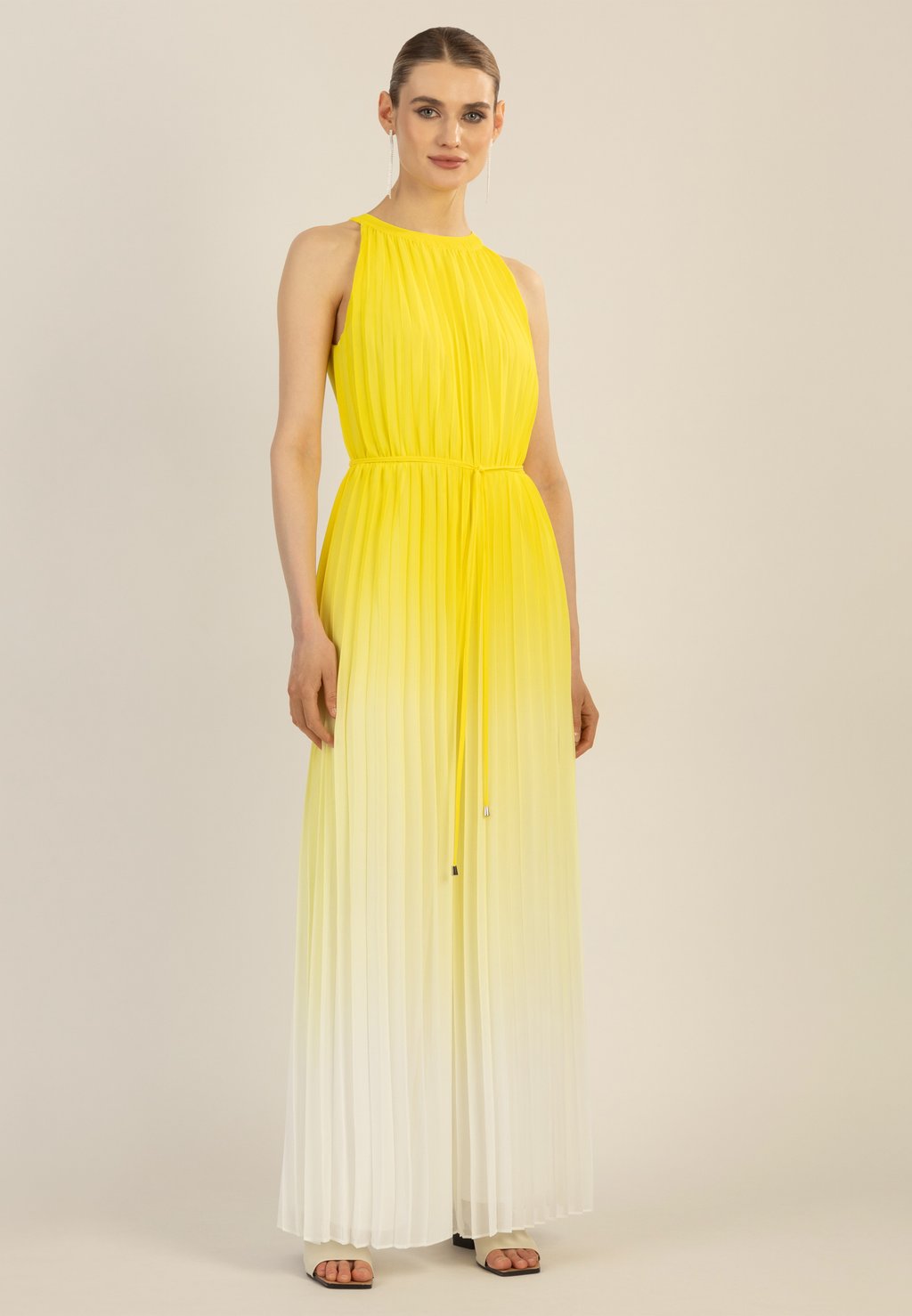 

Комбинезон PLISSEEOVERALL Apart, желтый