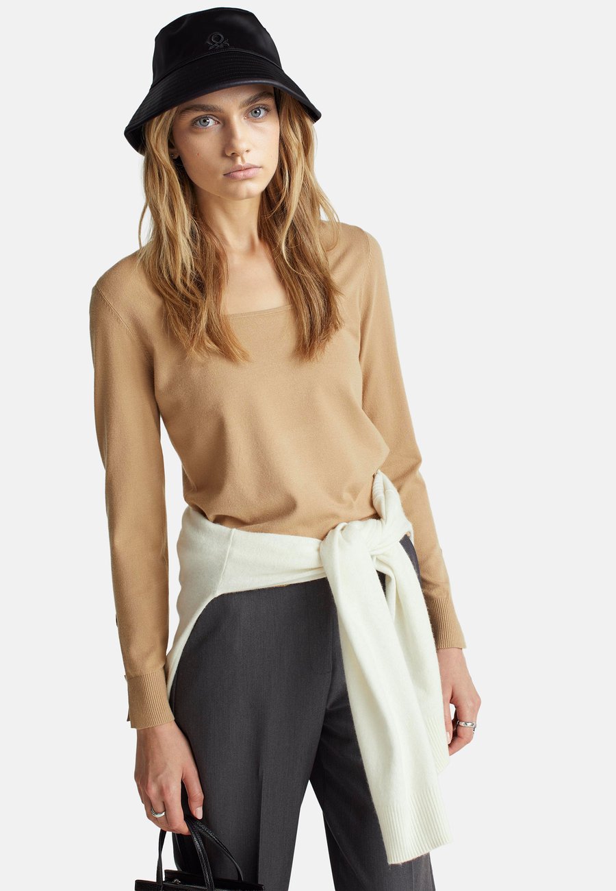 

Толстовка United Colors of Benetton SQUARE NECK, Beige