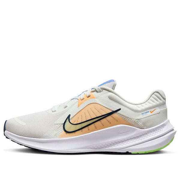 Кроссовки квест 5 Nike, белый
