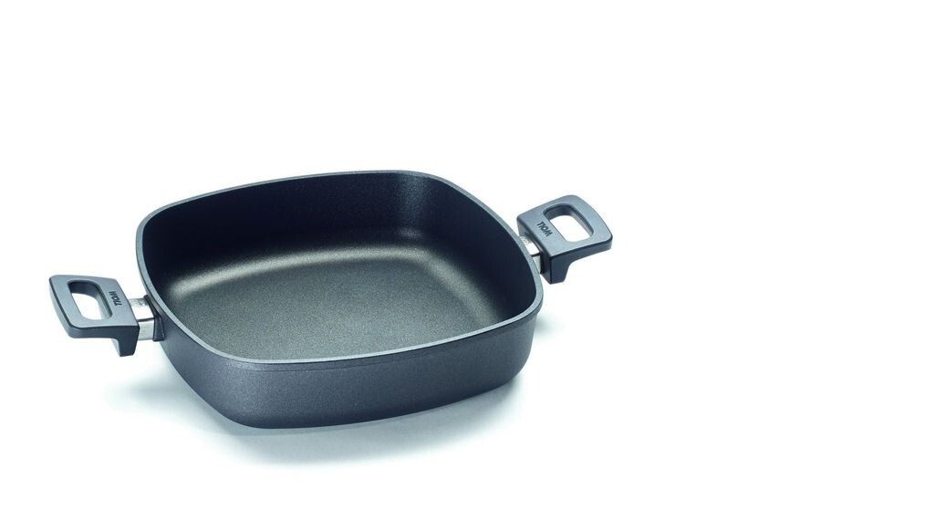 

WOLL 'NOWO Titanium - чугунная кастрюля квадратная 28x28 см 7см' не индуктивная Norbert Woll