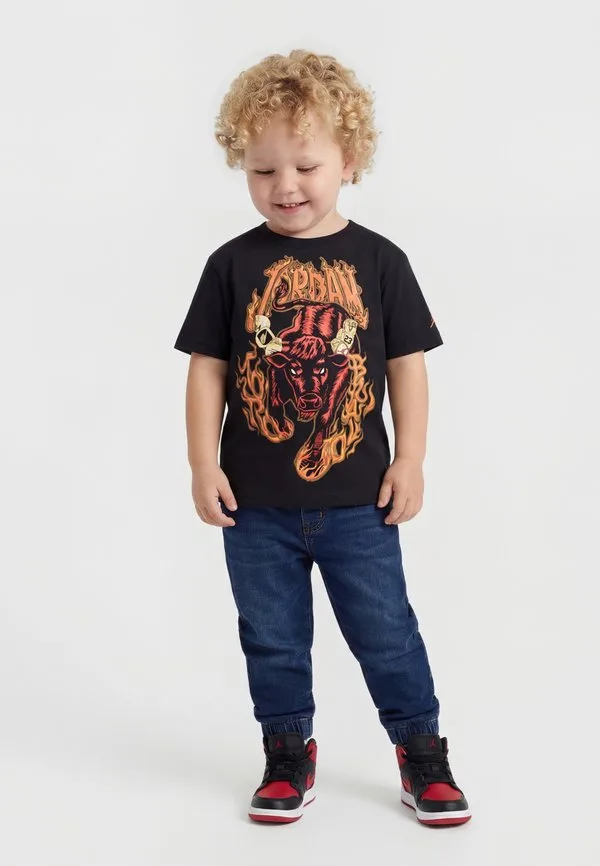 Футболка с принтом toro bravo rings retro see tee print Jordan, Black
