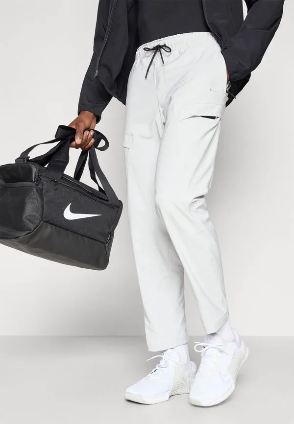 Брюки-Карго для спортивного костюма Nike Performance, Grey Fog/Black — фото 4