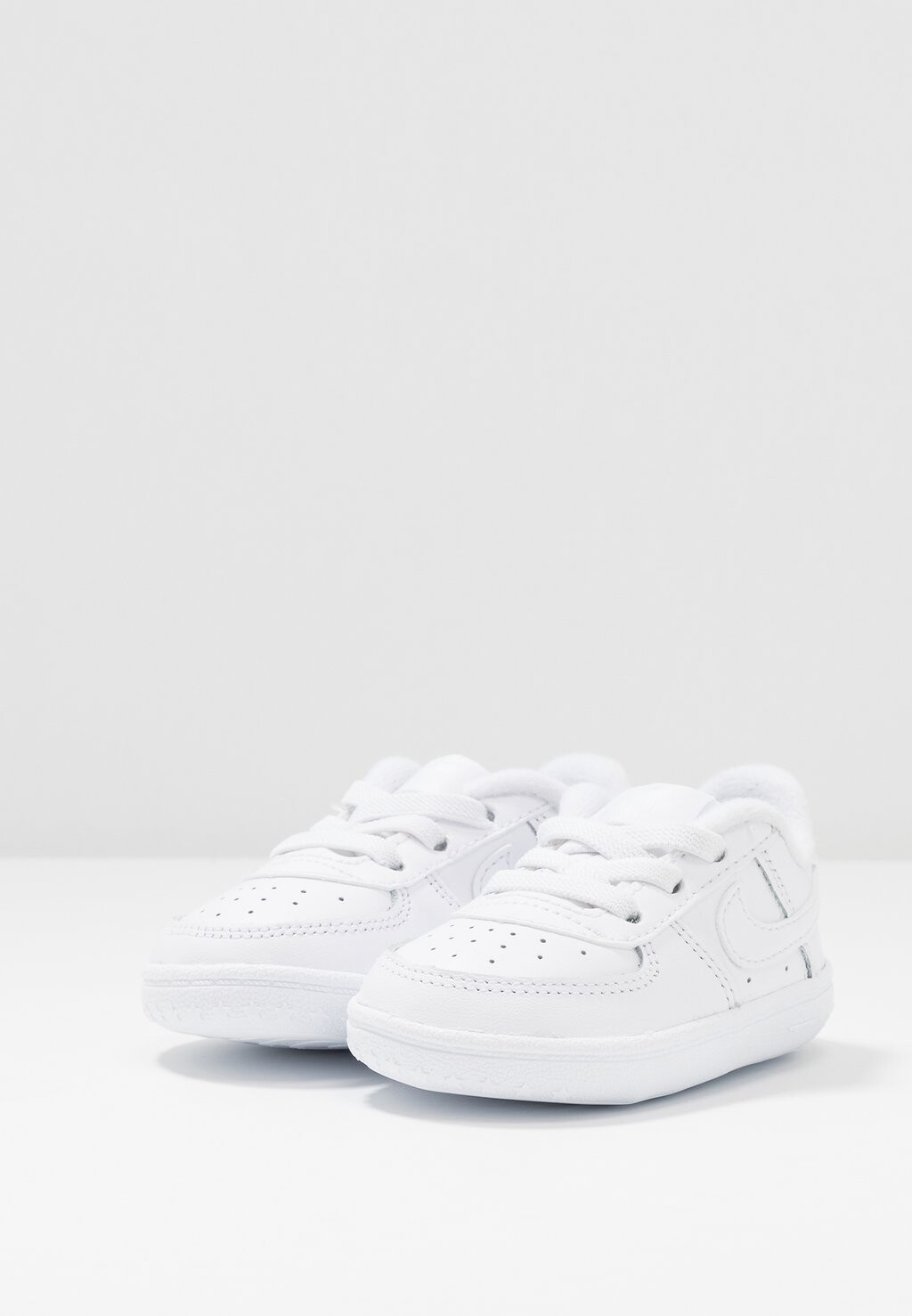Обувь для первого шага FORCE 1 CRIB Nike Sportswear, цвет white — фото 4