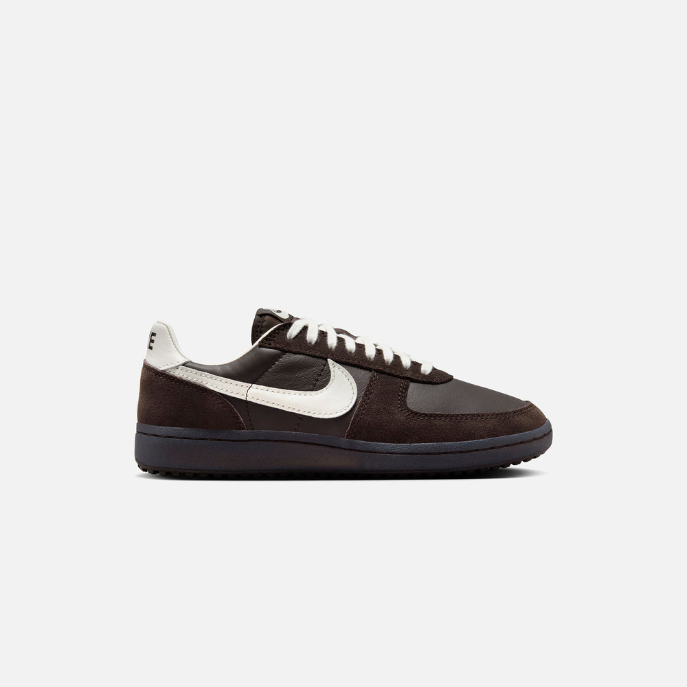 

Кроссовки Nike Field General 82, цвет Velvet Brown/Sail