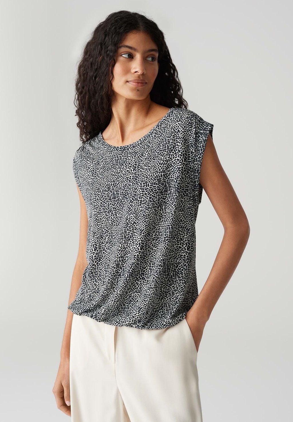 

Футболка с принтом REGULAR FIT PRINT - Blouse OPUS, синий