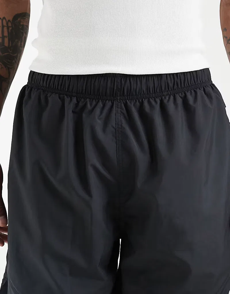 Легкие шорты Nike Windrunner, черный — фото 3