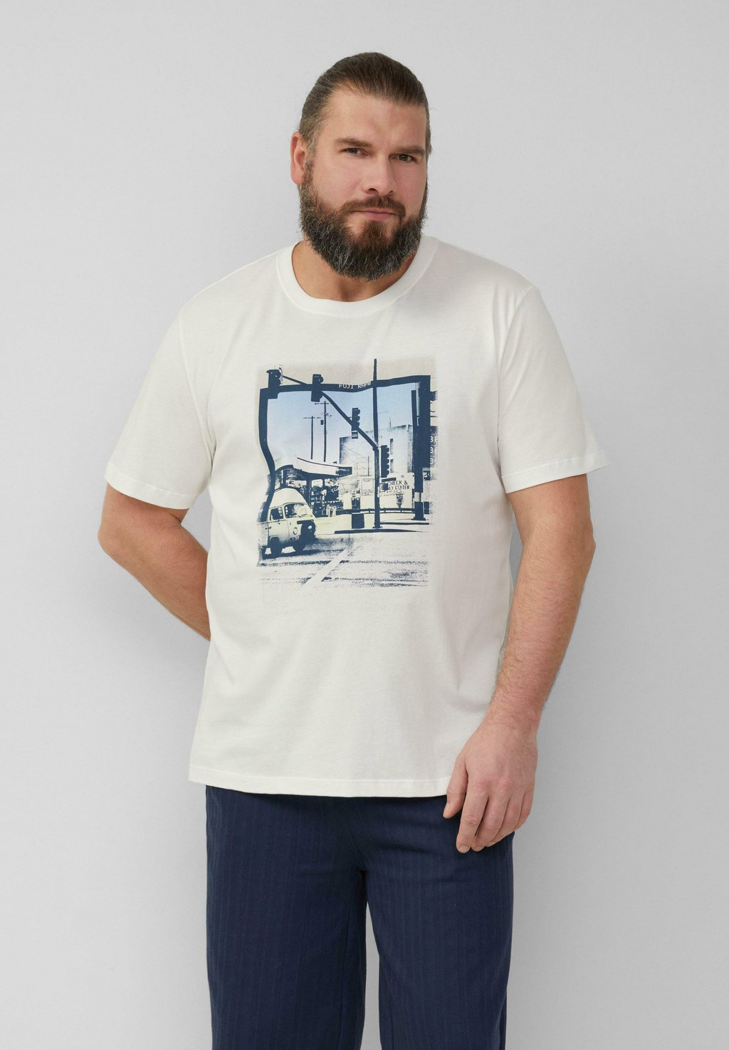 

Футболка с принтом MIT ARTWORK s.Oliver, кремовый