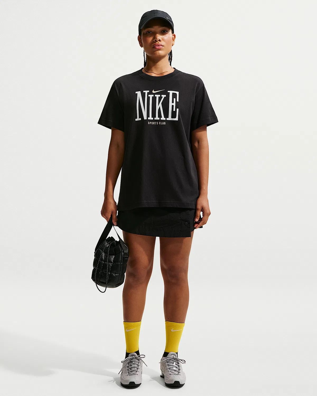 Женская оверсайз футболка Nike Sportswear Classic, Black — фото 4