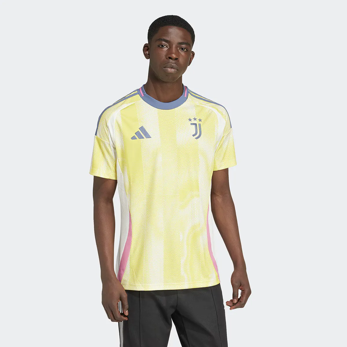 

Мужская 2-я экипировка ФК Ювентус 2024-2025 Adidas футболка, жёлтый