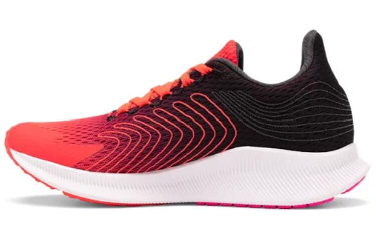 

Кроссовки New Balance NB FuelCell Propel для женщин