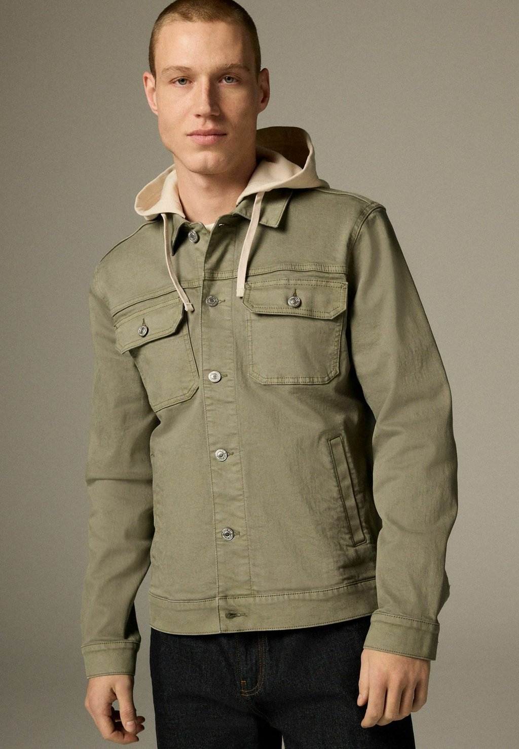 

Джинсовая куртка REGULAR FIT - HOODED Next, зеленый